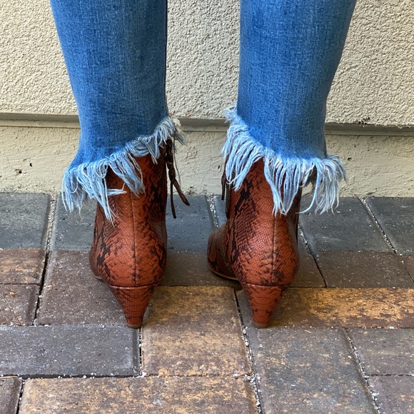 Genuine Leather Exotic Kitten Heel Pointy Toe Boot - Picture 7 of 11